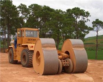 壓路機保養(yǎng)誤區(qū),成都沖擊壓路機租賃公司解答