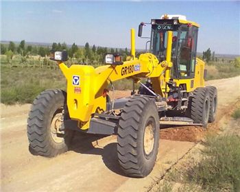 在成都平地機租賃之后的使用維護保養(yǎng)